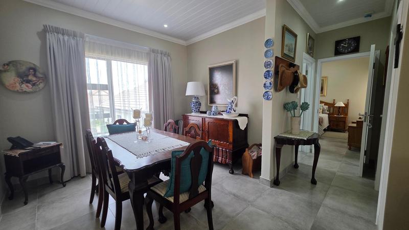 2 Bedroom Property for Sale in Dana Bay Western Cape